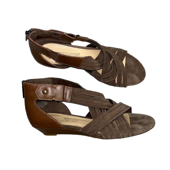 New Joan David Suede Crisscross Strap Wedge Heel Sandals 7.5 Light Brown - Picture 3 of 14